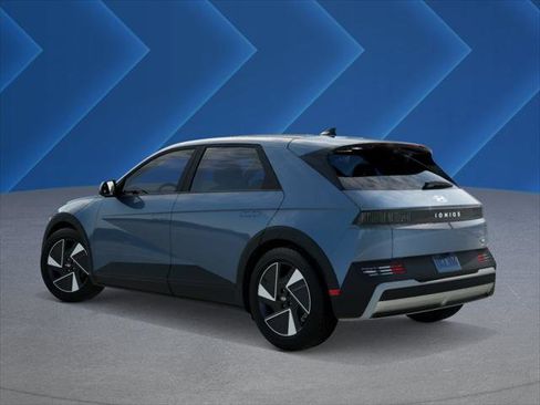 New 2026 Hyundai Ioniq 5 SE AWD/4WD image 5