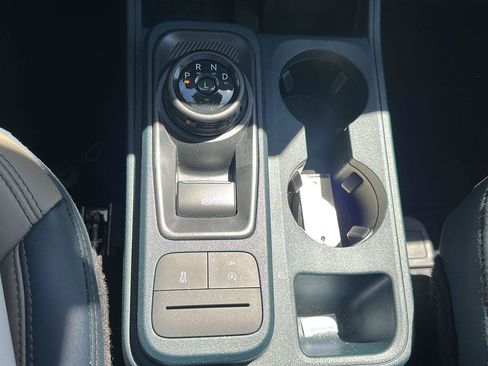 Used 2025 Ford Maverick Lariat w/ 4K Tow Package AWD/4WD image 18