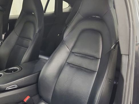 Used 2018 Porsche Panamera 4 AWD/4WD image 28