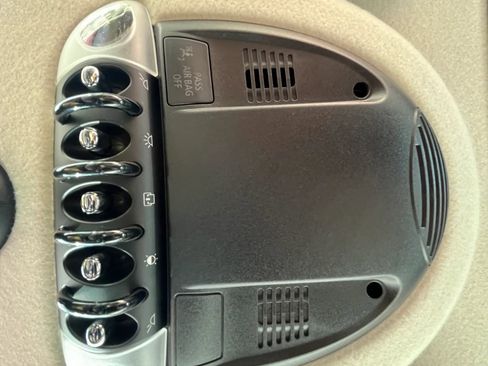 Used 2011 MINI Cooper Clubman image 21