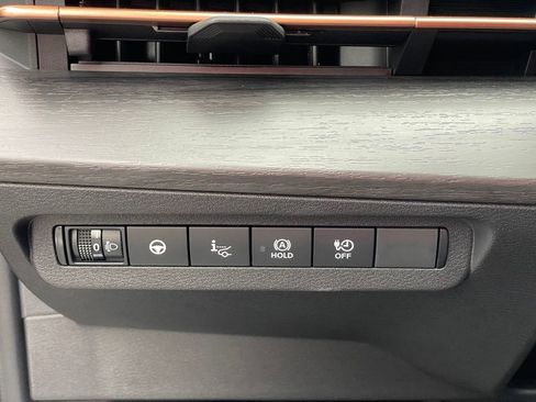 Certified 2023 Nissan Ariya AWD image 16