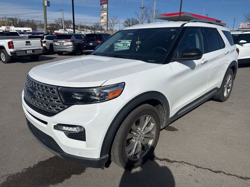 Used 2021 Ford Explorer Limited w/ Equipment Group 301A image 13