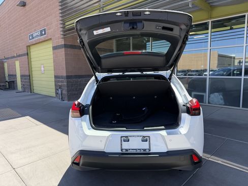 Used 2024 Lexus UX 250h FWD image 32