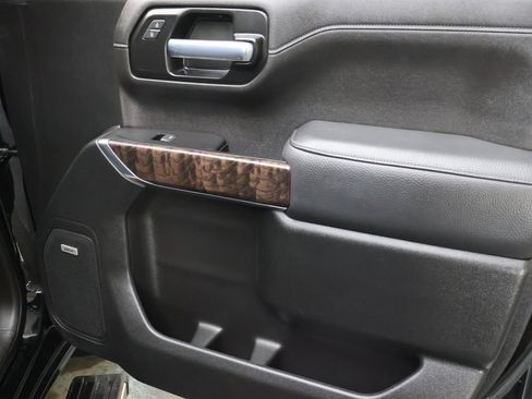 Used 2021 GMC Sierra 1500 Denali w/ Denali Ultimate Package AWD/4WD image 11