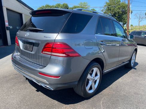 Used 2018 Mercedes-Benz GLE 350 4MATIC w/ Premium 1 Package image 3