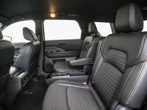 Used 2024 Nissan Pathfinder Rock Creek AWD/4WD image 21