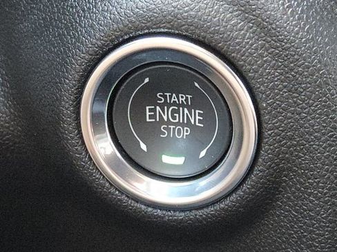 Used 2025 Chevrolet Silverado 2500 Custom w/ Custom Convenience Package image 11