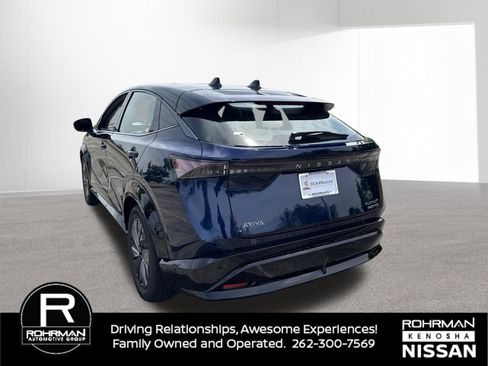 Used 2024 Nissan Ariya AWD image 3