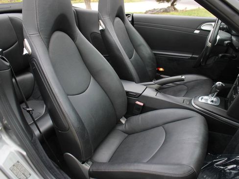 Used 2010 Porsche 911 Carrera S RWD image 22