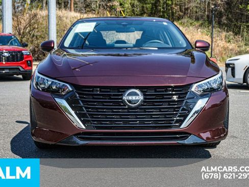 Used 2025 Nissan Sentra SV w/ All-Weather Package image 10