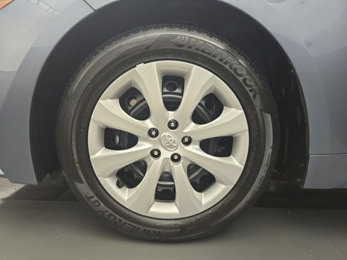 Certified 2025 Toyota Corolla LE w/ Convenience Package FWD image 28