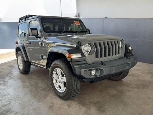 Used 2021 Jeep Wrangler Sport S AWD/4WD image 16