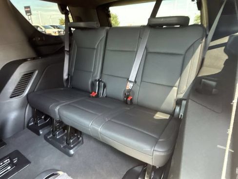 Certified 2025 Chevrolet Tahoe High Country AWD/4WD image 12