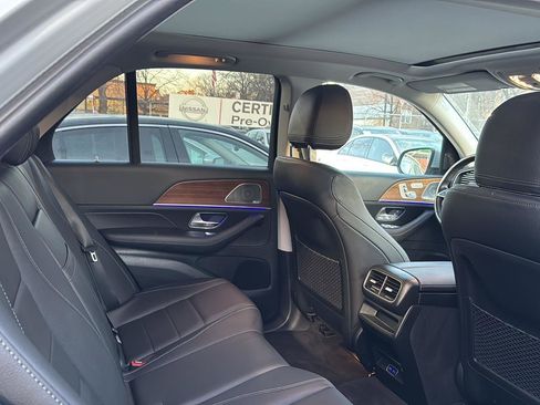 Used 2024 Mercedes-Benz GLE 450 4MATIC w/ Winter Package image 29