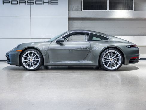 Certified 2024 Porsche 911 Carrera RWD image 2