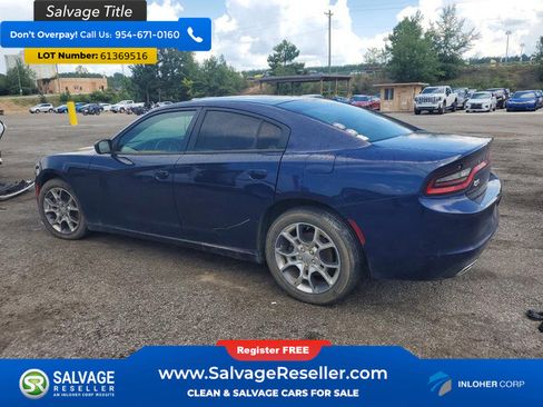 Used 2017 Dodge Charger SXT AWD/4WD image 3