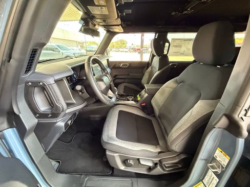 New 2025 Ford Bronco Big Bend image 10