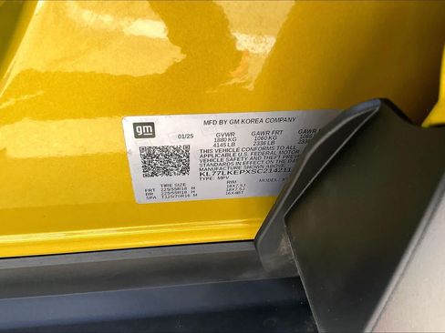 Used 2025 Chevrolet Trax ACTIV FWD image 36