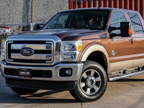 Used 2012 Ford F250 Lariat w/ Lariat Interior Pkg AWD/4WD image 5