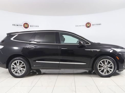 Used 2023 Buick Enclave Essence w/ Experience Buick Package AWD/4WD image 2