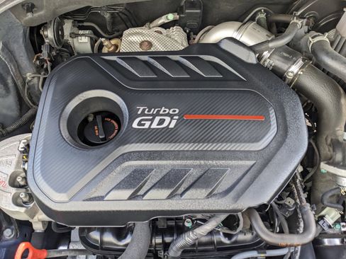 Used 2018 Hyundai Santa Fe Sport image 21