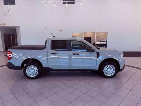 Used 2023 Ford Maverick XL image 14