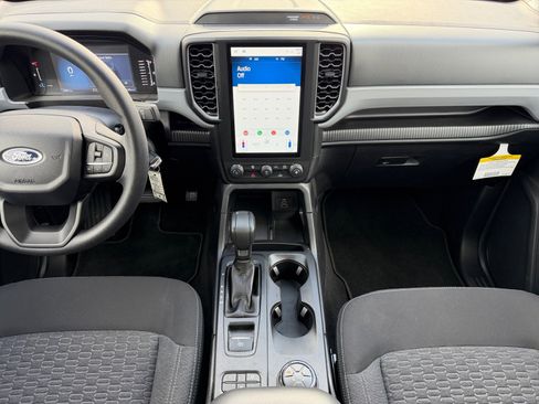 Used 2025 Ford Ranger XL image 11