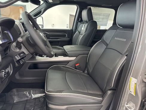 New 2026 RAM 3500 Laramie AWD/4WD image 15