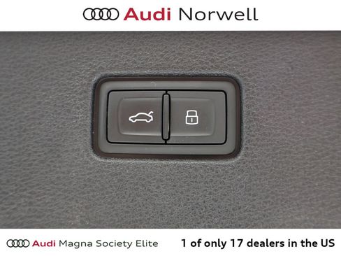 Used 2023 Audi SQ8 Premium Plus AWD/4WD image 17