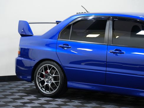 Used 2006 Mitsubishi Lancer Evolution AWD/4WD image 13