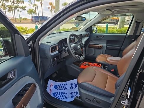 Used 2023 Ford Maverick Lariat w/ Lariat Luxury Package image 19