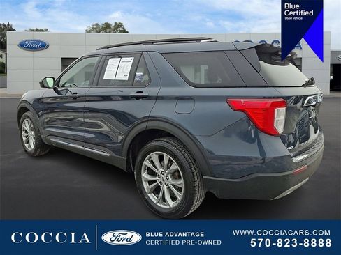 Certified 2022 Ford Explorer XLT w/ Equipment Group 202A image 6