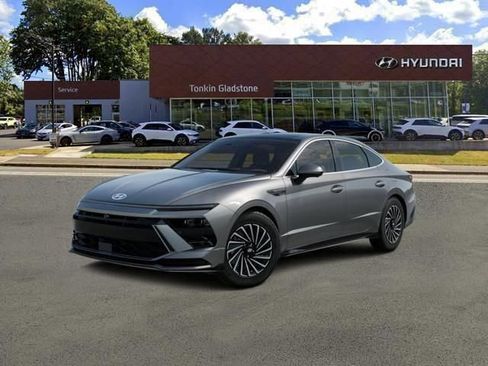 New 2026 Hyundai Sonata Limited FWD image 17