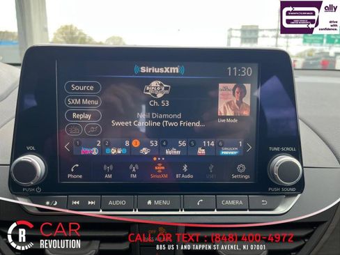 Used 2025 Nissan Altima 2.5 SV FWD image 13
