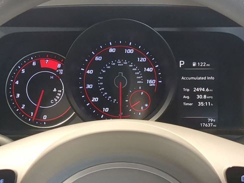 Used 2021 Hyundai Elantra SEL FWD image 34