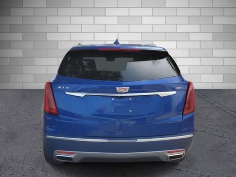 Certified 2024 Cadillac XT5 Premium Luxury w/ Technology Package FWD image 4