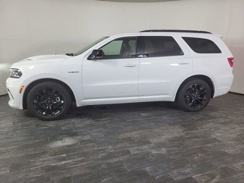 Used 2022 Dodge Durango R/T w/ Blacktop Package image 12