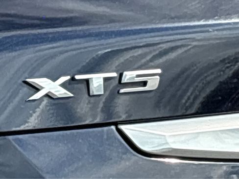 Used 2021 Cadillac XT5 Luxury image 19