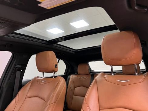 Used 2020 Cadillac XT4 Sport AWD/4WD image 38