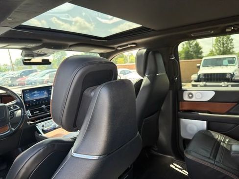 Used 2024 Lincoln Navigator L Black Label AWD/4WD image 14