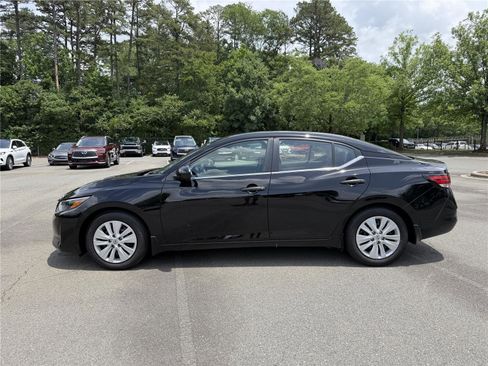 Used 2024 Nissan Sentra S FWD image 23