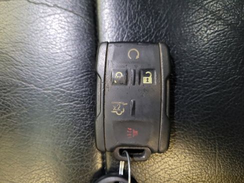Used 2018 Chevrolet Tahoe LS w/ Max Trailering Package AWD/4WD image 32