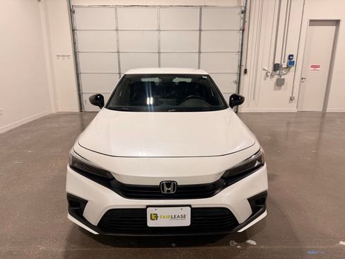 Used 2023 Honda Civic Sport image 2