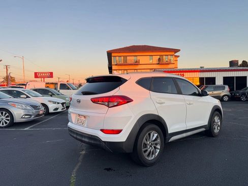Used 2018 Hyundai Tucson SEL Plus image 8