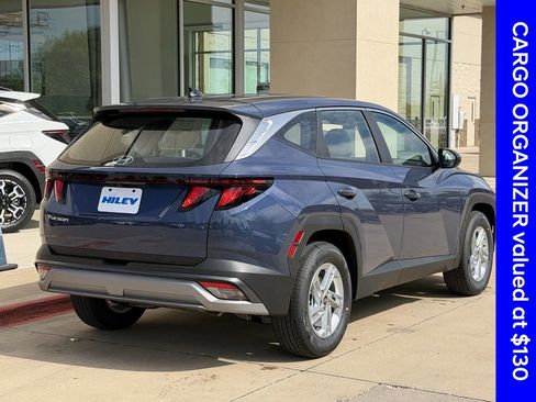 New 2026 Hyundai Tucson SE image 4