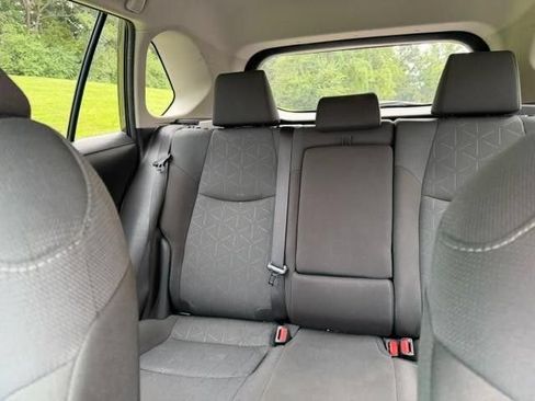 Used 2025 Toyota RAV4 XLE AWD/4WD image 11