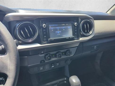 Used 2019 Toyota Tacoma SR5 RWD image 10