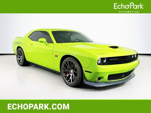 Used 2015 Dodge Challenger SRT w/ Technology Group image 1