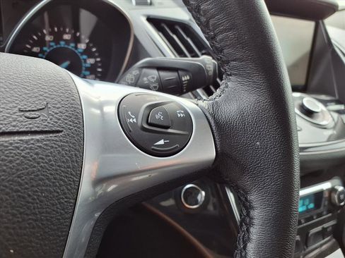 Used 2015 Ford Escape Titanium image 16