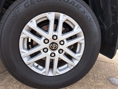 Used 2024 Toyota Tundra SR5 RWD image 24